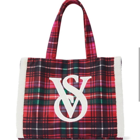 Victoria’s Secret plaid tote & blanket - Picture 2 of 6